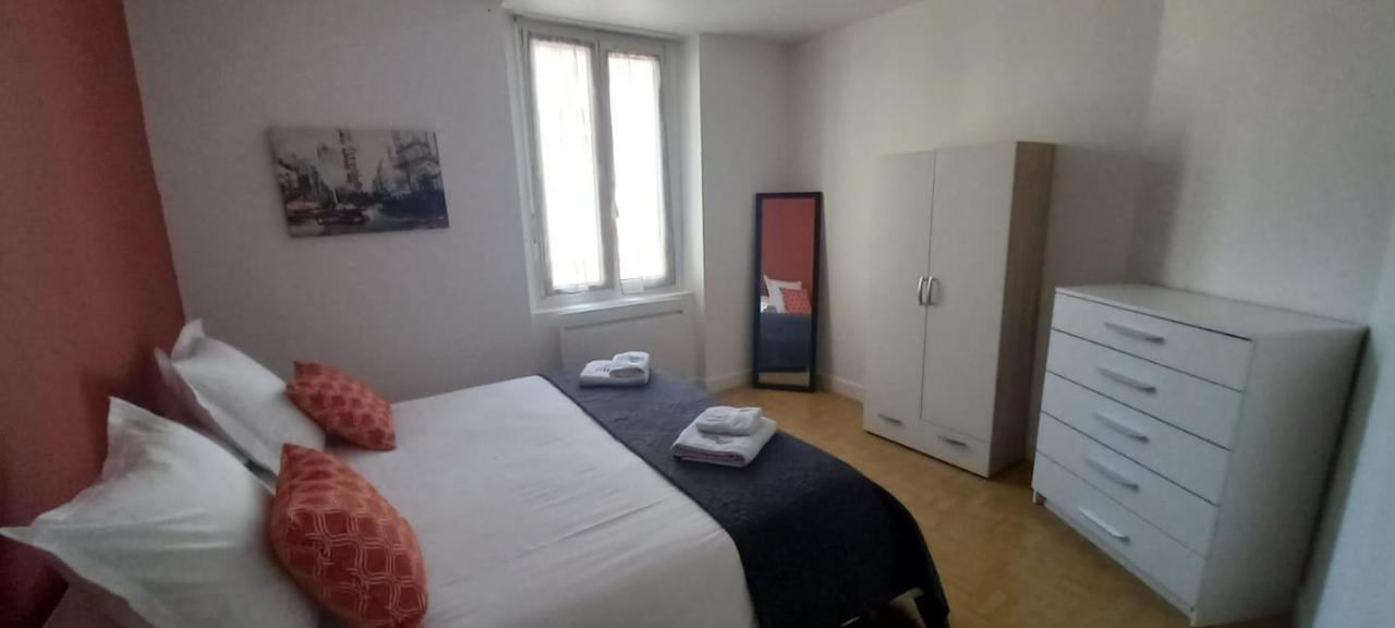 Périgueux Joli Appartement Climatise מראה חיצוני תמונה