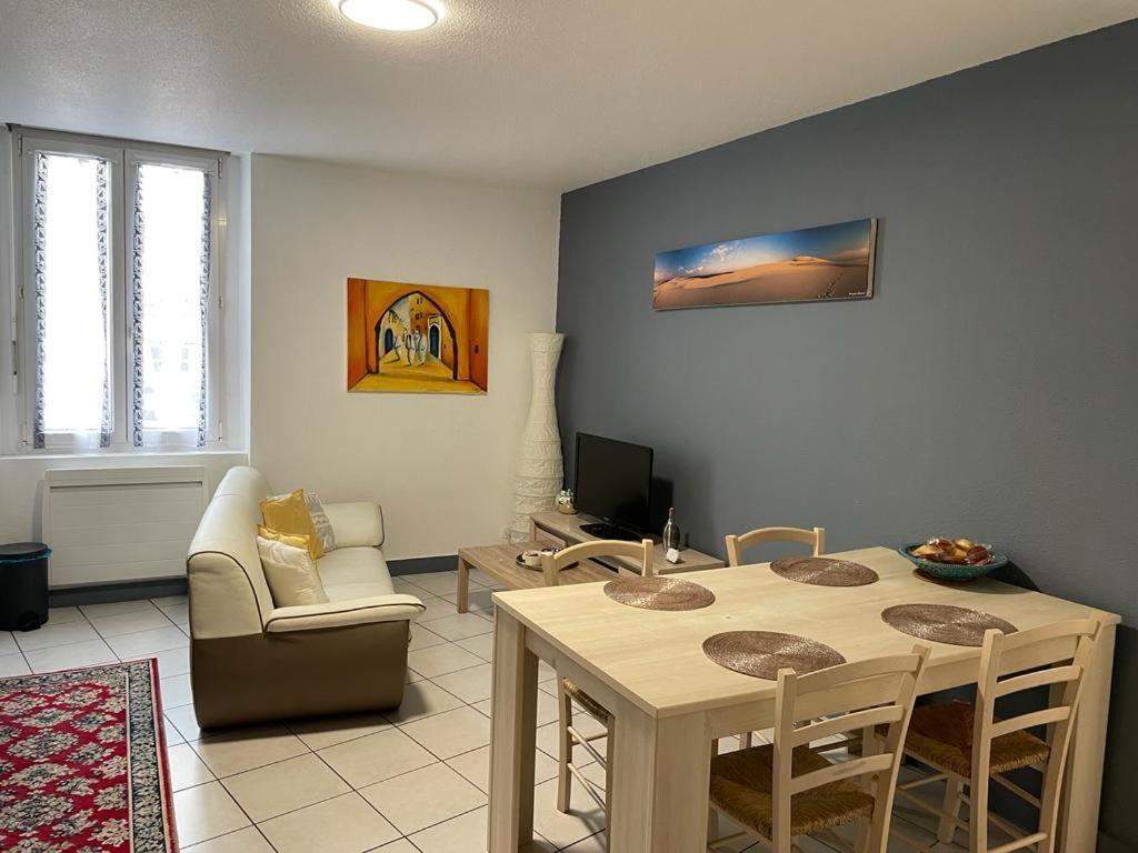 Périgueux Joli Appartement Climatise מראה חיצוני תמונה