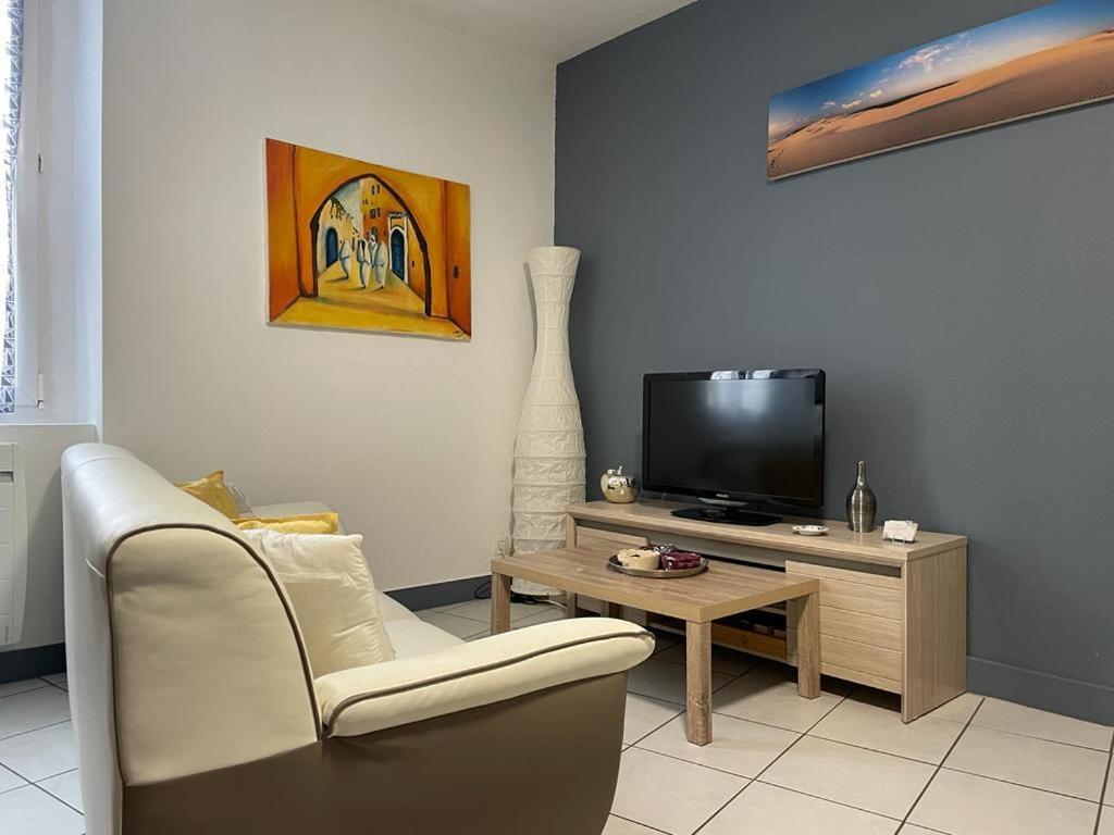 Périgueux Joli Appartement Climatise מראה חיצוני תמונה